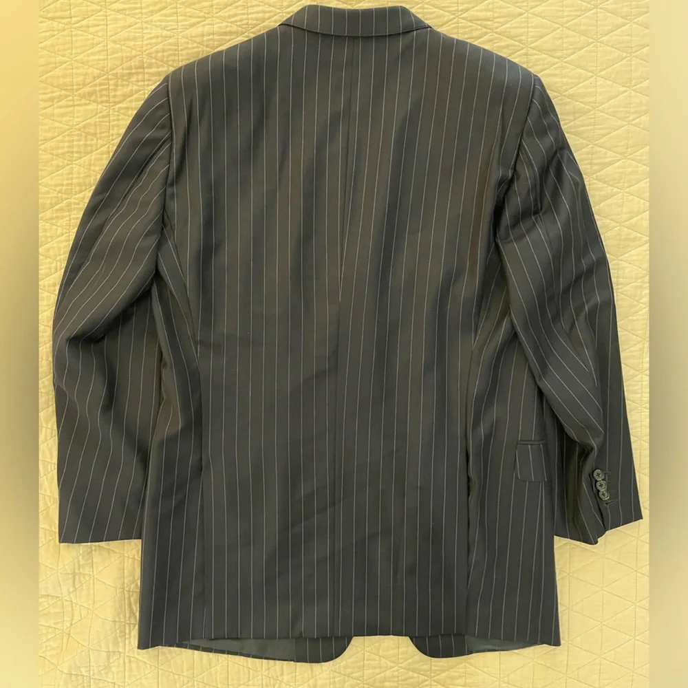 Ermenegildo Zegna Vintage 3-Button Pinstripe Trofeo Wool Jacket in Navy 44‎ L
